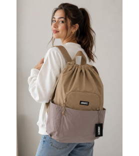 Zaino tasca ampia , taschina anteriore , 2 tasche laterale. Urbanite Sydney .Tortora.44 x 32 x 16 cm.